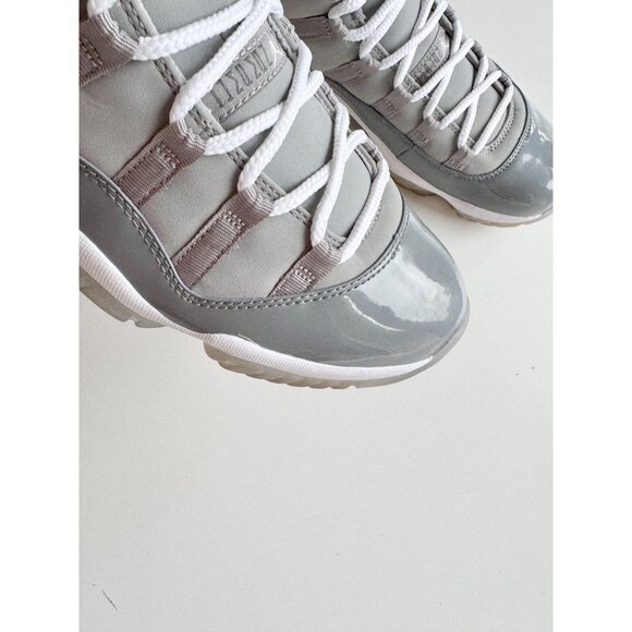 NIB 2010 NIKE Air Jordan 11 Retro Cool Grey Leather Lace Up Sneakers, Size 9 - Picture 5 of 16